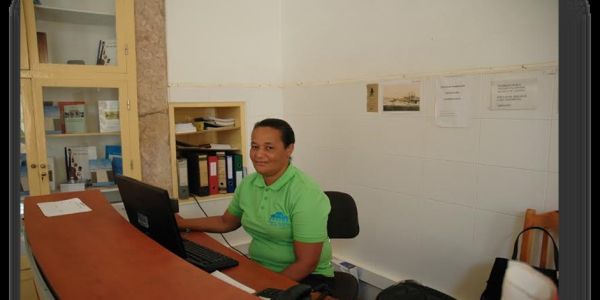 sala-leitura0F845AD2-1427-DB12-C202-53B007DDCE39.jpg