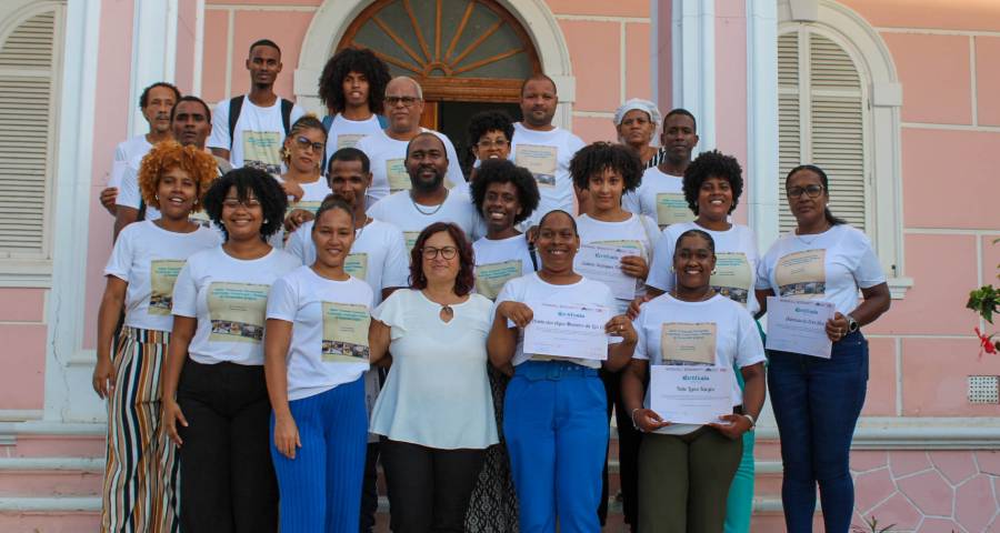 Mais uma etapa formativa concluída em São Vicente: compromisso contínuo com a capacitação e preservação documental